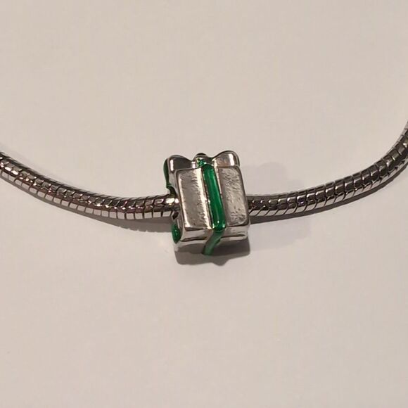 Silver Christmas Gift Charm for Pandora‎ Style Bracelet - Picture 1 of 2